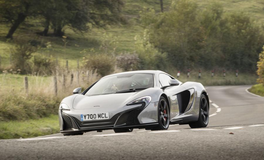  McLaren 650S 2014 года  (UK) (фото 2 из 20)